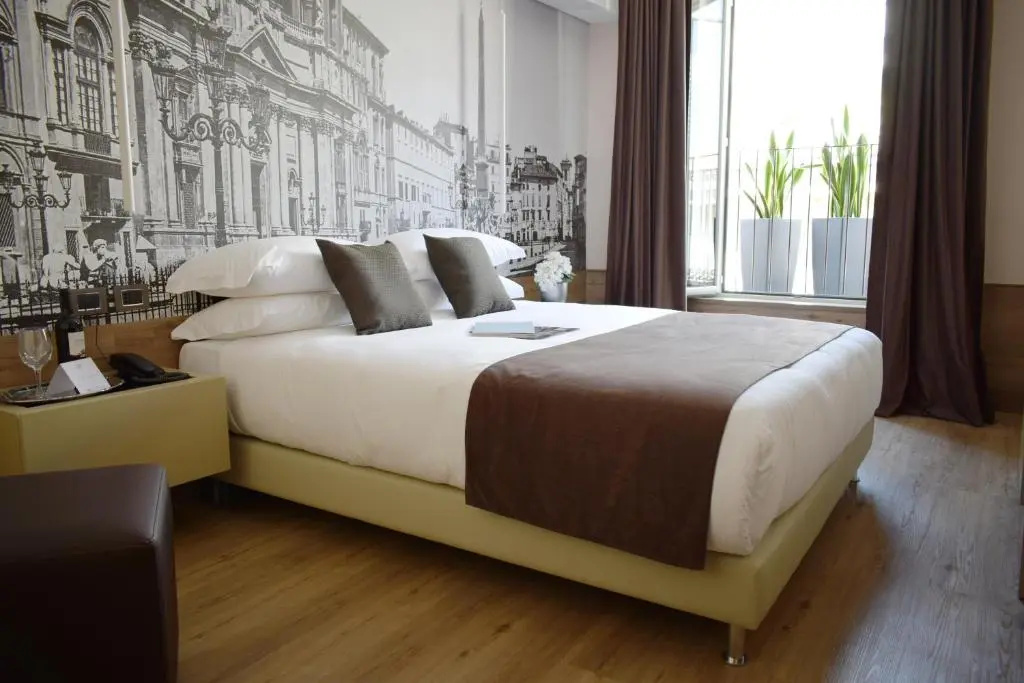 Deluxe Double room (full double bed)
