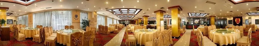 Food & Beverage