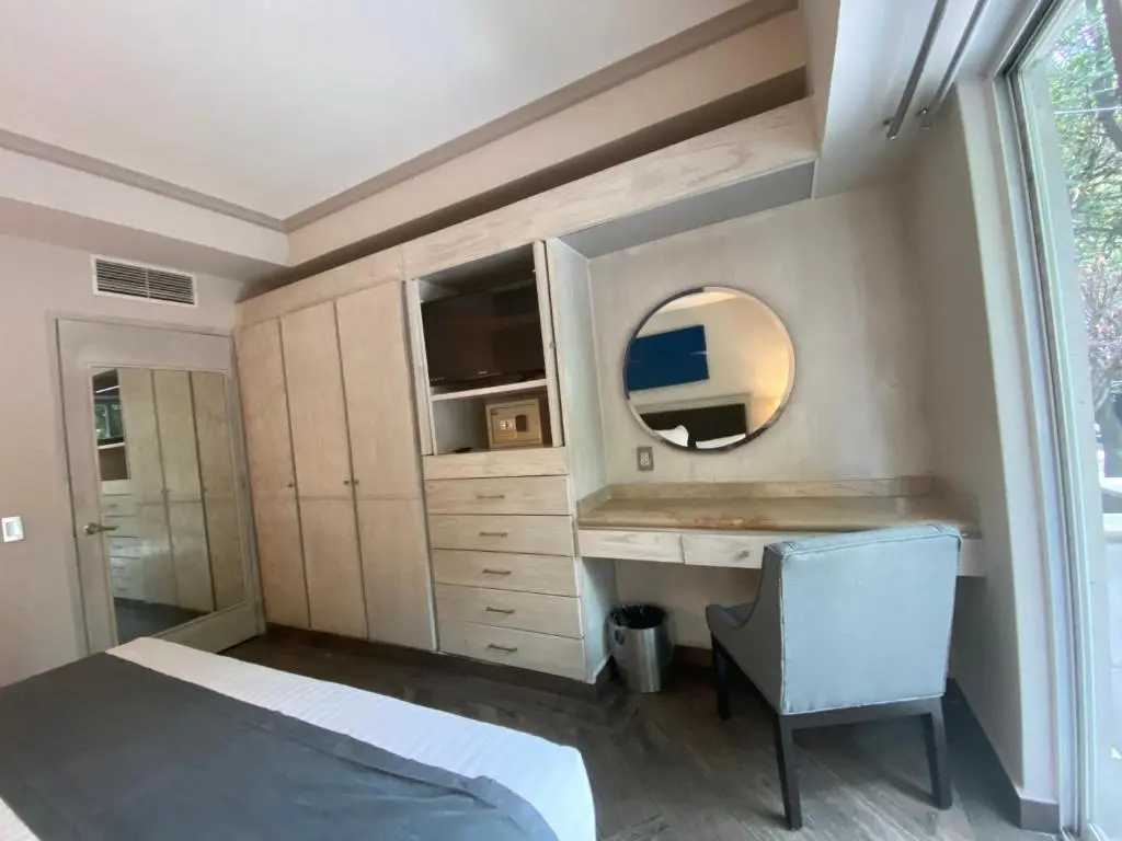 Standard Suite