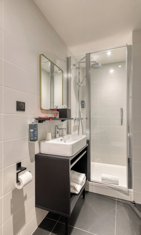 Brit Hotel Les Voyageurs - Chambres