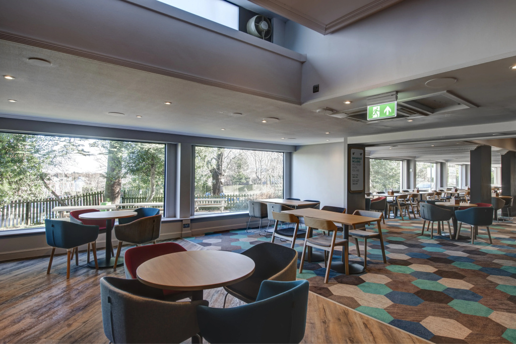 Holiday Inn Express Edinburgh City West by IHG - Général