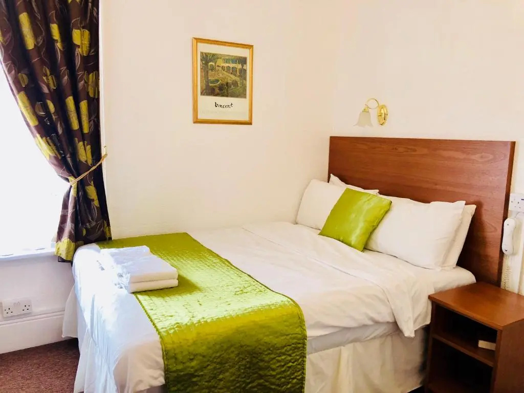 The Ilfracombe House Hotel - near Cliffs Pavilion - Chambres