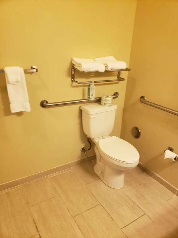 Cobblestone Hotel & Suites - Jefferson - Chambres