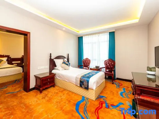 Трёхместный номер Comfort в Grand Sun Hotel Dunhuang
