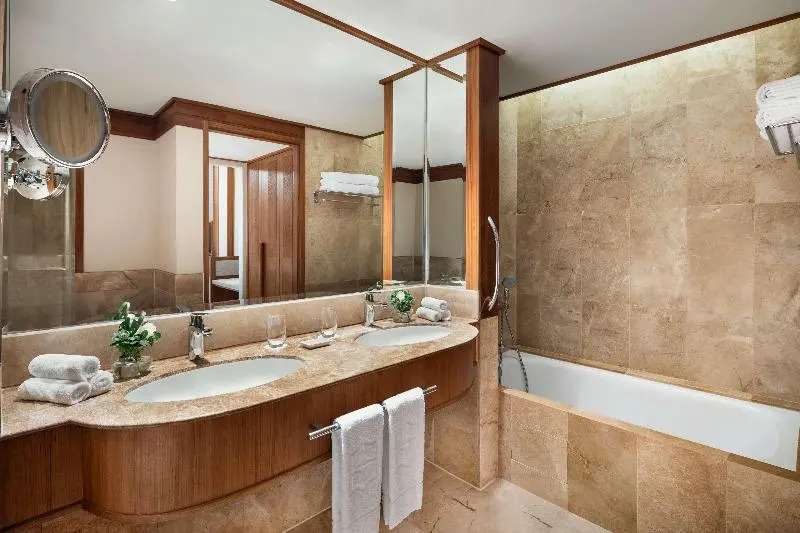 Shangri-La's Rasa Sayang Resort & Spa