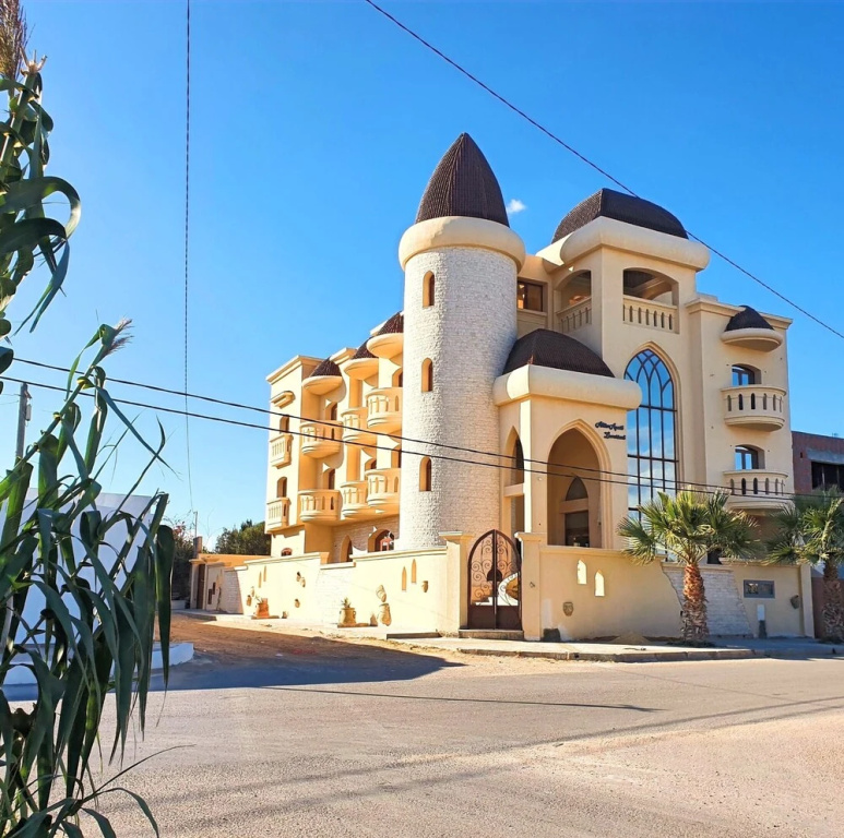 Aktivaparthotel Laourient With Restaurant, and Possibility for Half Board