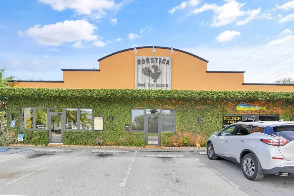 Coral Palm by Avantstay Key West Walkable Gated Community & Shared Pool