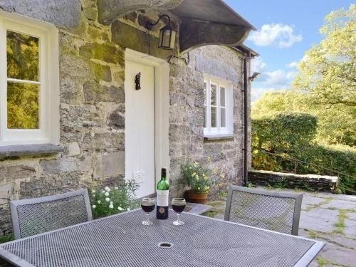 Dylasau Cottage