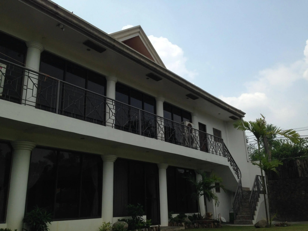 Woodland Hotel