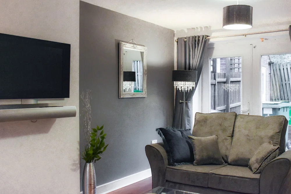 Foxley Place - MK City house