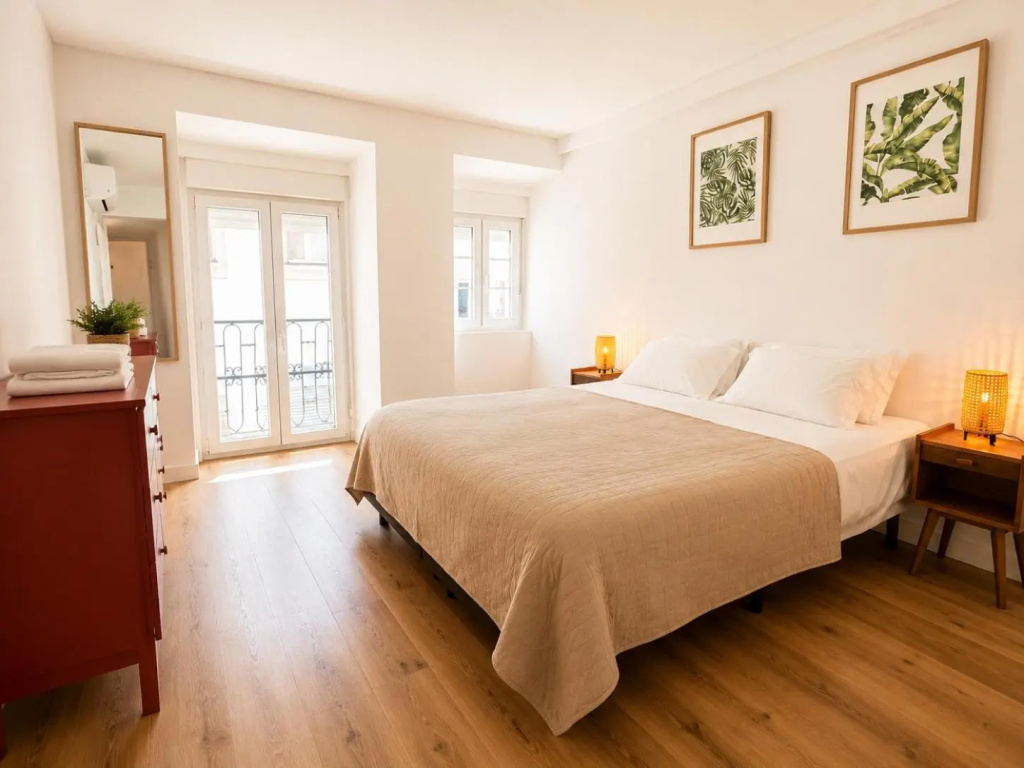 INT Lisbon Suites — 4
