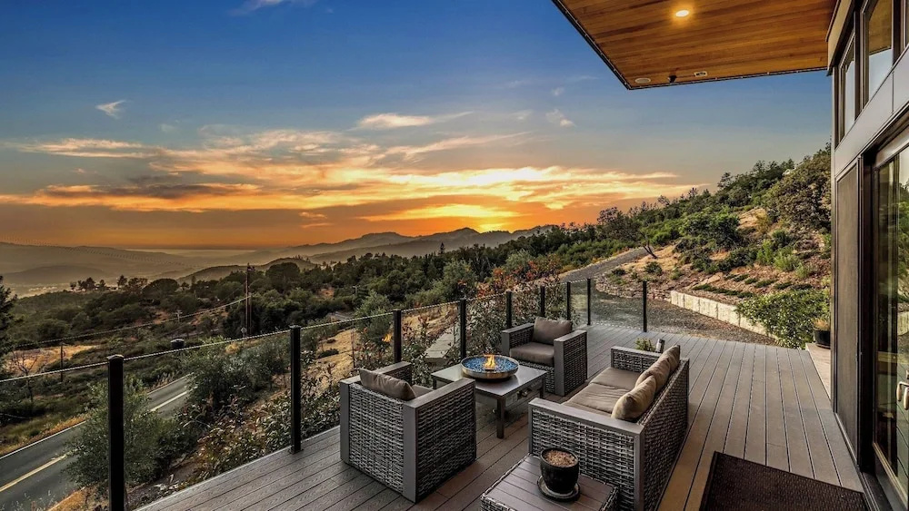 Trinity Vista by Avantstay Private Dual-zone Spa + Fire Pit + Outdoor Dining + Views Sonoma Wine Country