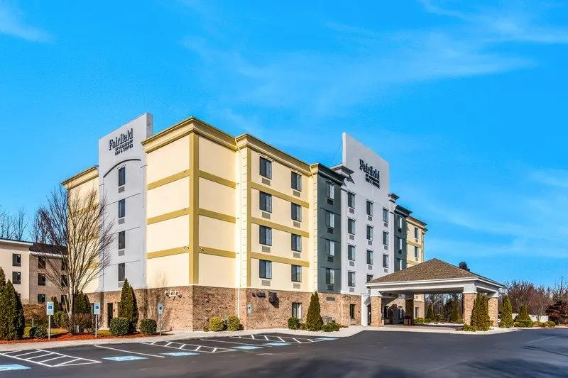 Fairfield Inn & Suites by Marriott Greensboro Coliseum Area - Chambres