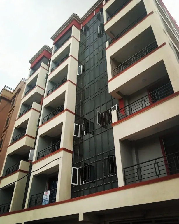 Lux Suites Millward Apartments Utawala