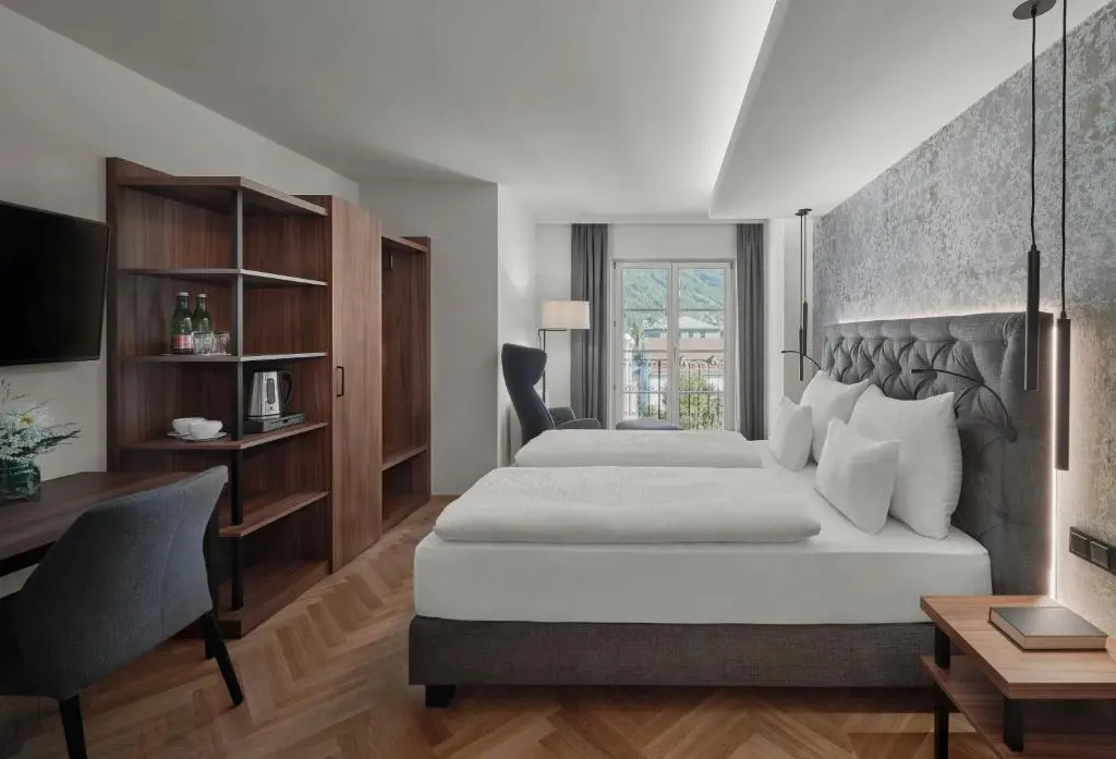 Hotel Schwarzer Adler - Chambres