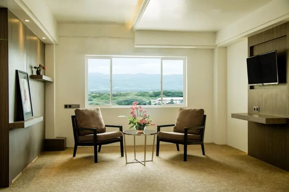 Double Suite with mountain view full double bed