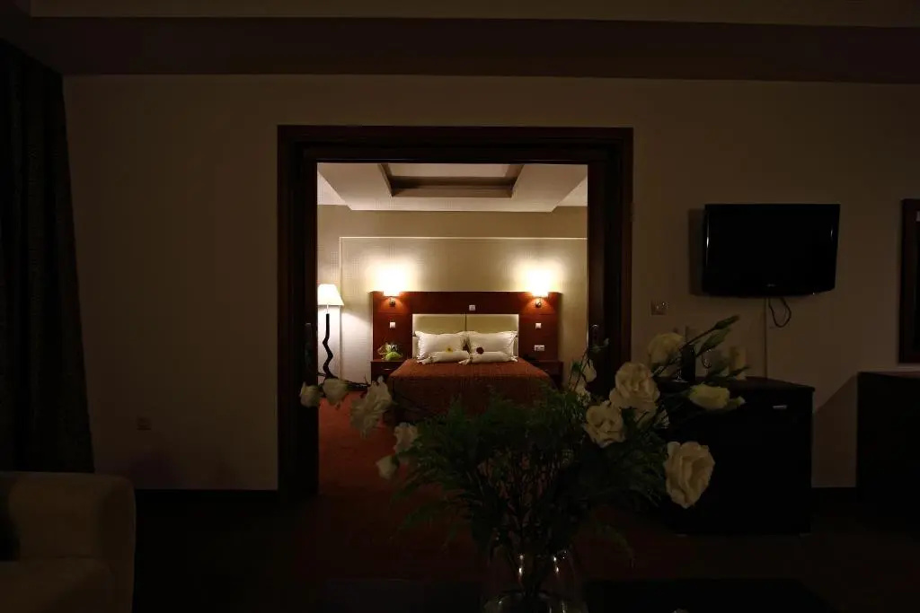Deluxe Suite