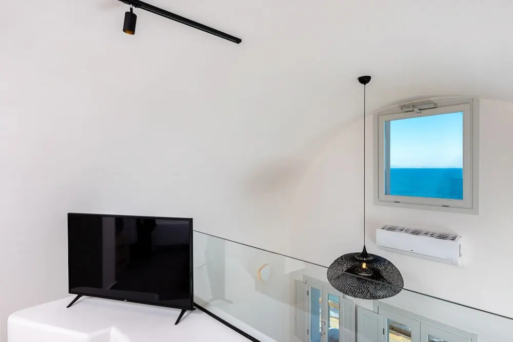 Neoma Luxury Suites