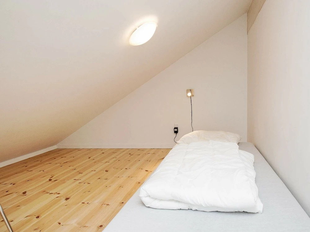 Vintage Holiday Home in Rødby With Hot Tub - фото 3