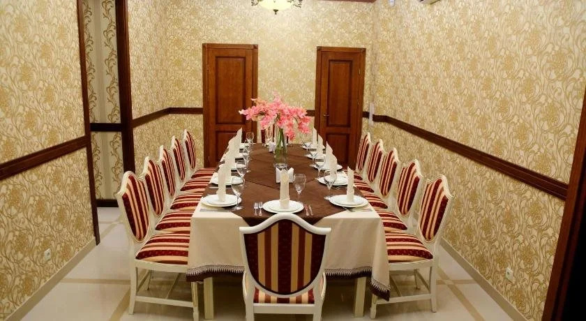 BeSt Hotel and Restaurant complex - Général
