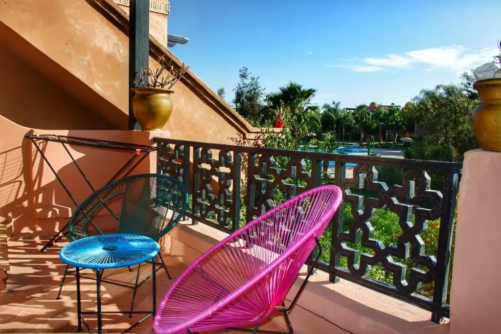 Balcony & Terrace