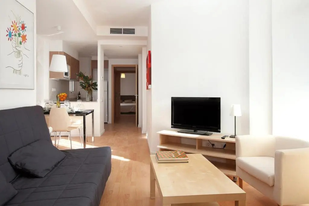 You Stylish Sagrada Familia Apartments — фото