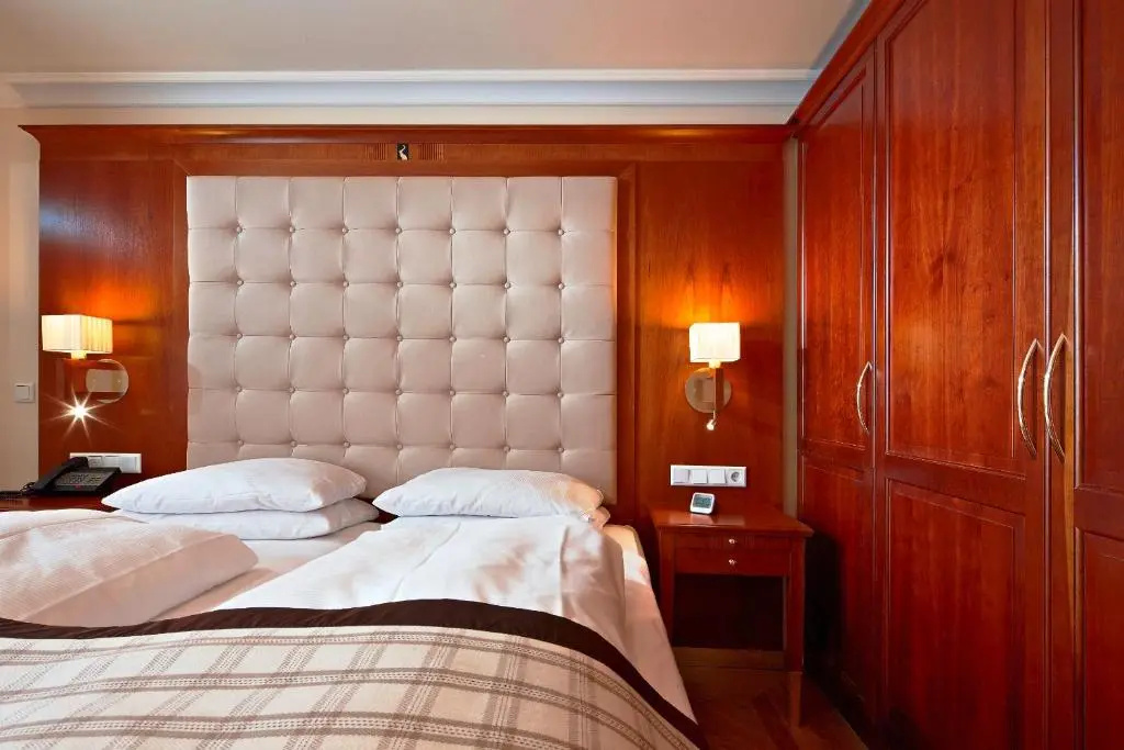 Hotel Elefant - Chambres