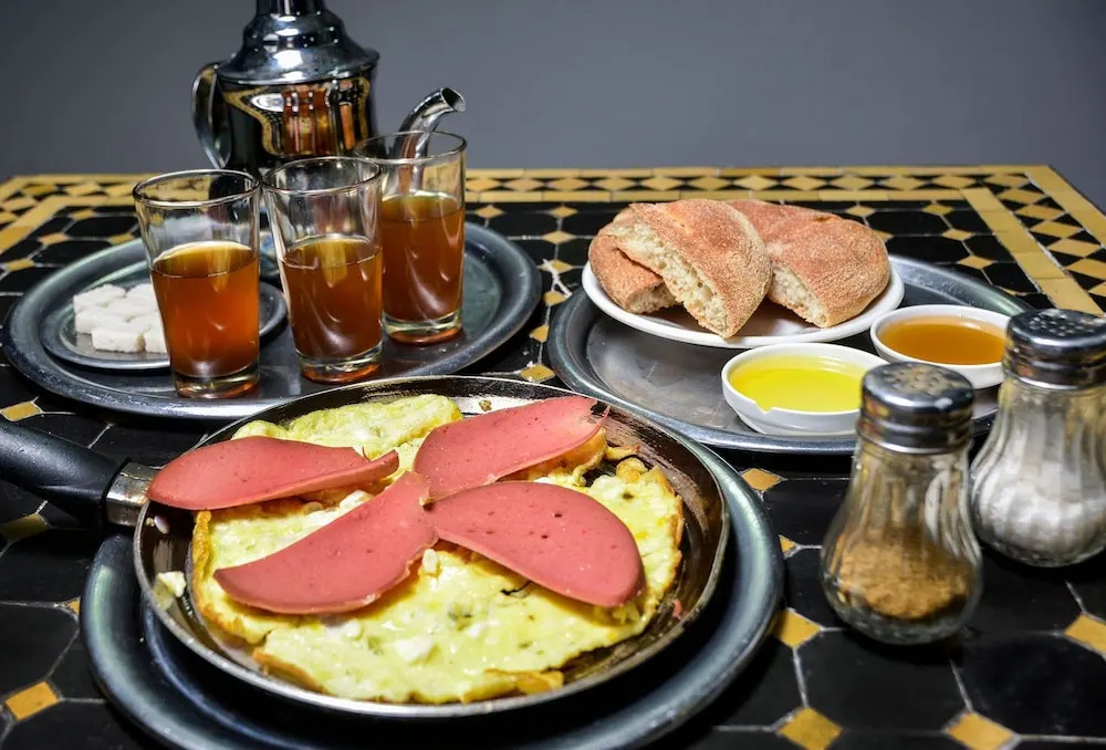 Food & Beverage