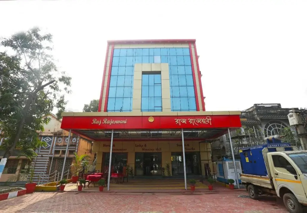 Raj Rajeswari By OYO Rooms
