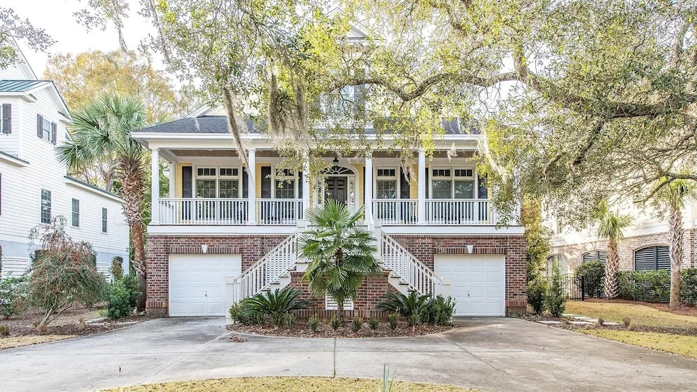 Tranquil Beach House Conveniently Located Near The Ocean Beach Retreat 5 Bedroom Home by Peace Vacations