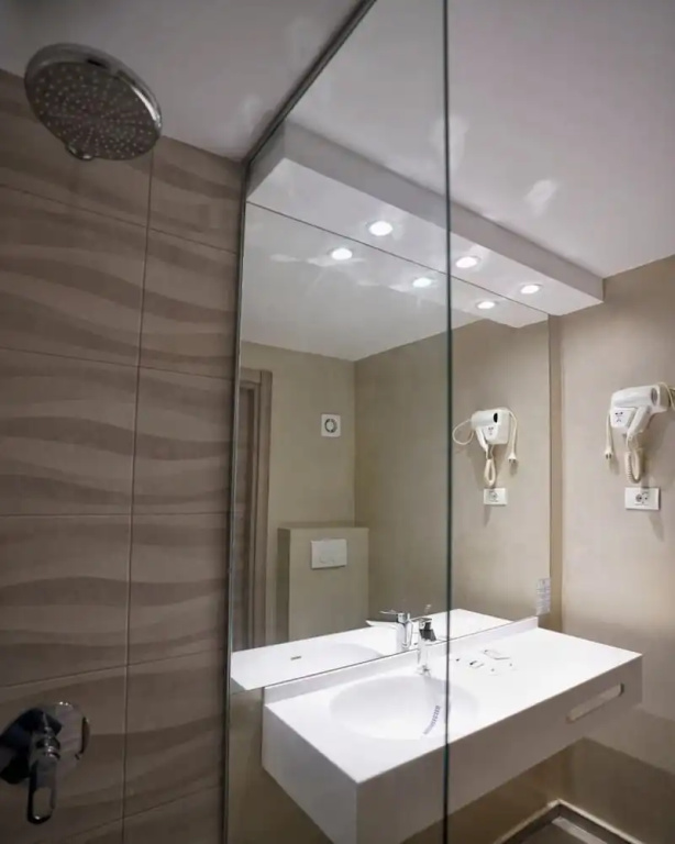 Superior Double room with balcony and with sea view (full double bed)