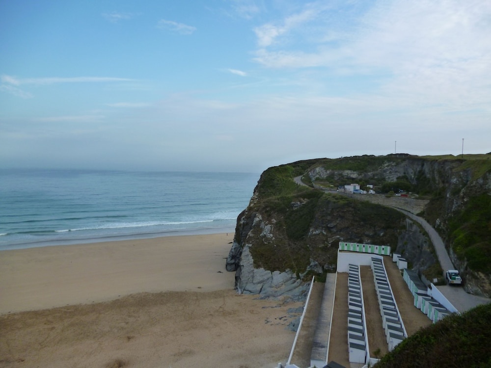 Beach & Waterfront
