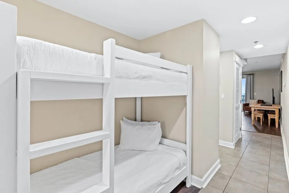 Grand Panama Beach Resort by Panhandle Getaways - Chambres