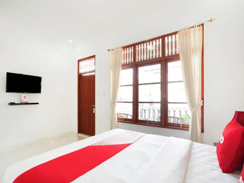 Hotel O Ceria Guesthouse SeminyakNearSeminyak Beach — фото
