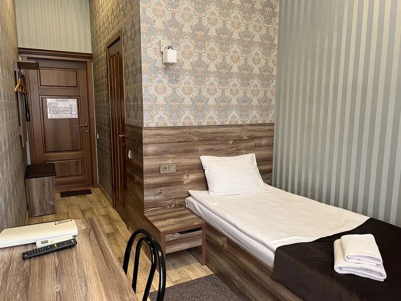 Economy room