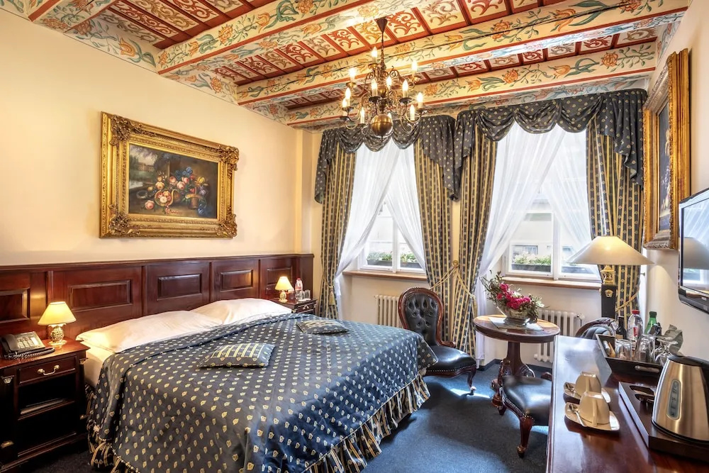 Hotel U Zlatého Stromu Prague by BHG - Chambres