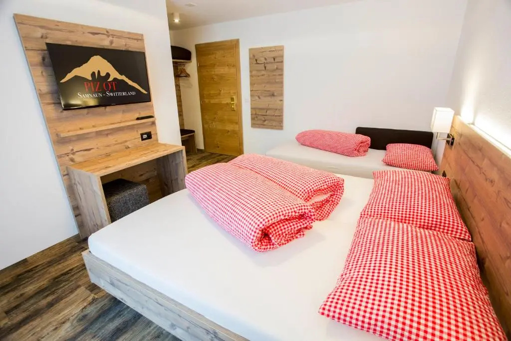 Standard Double room (full double bed)