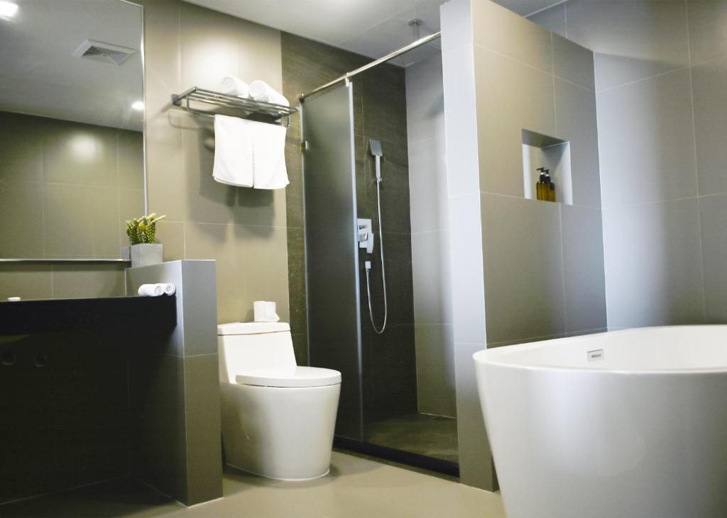 Triton Prestige Seaview & Spa