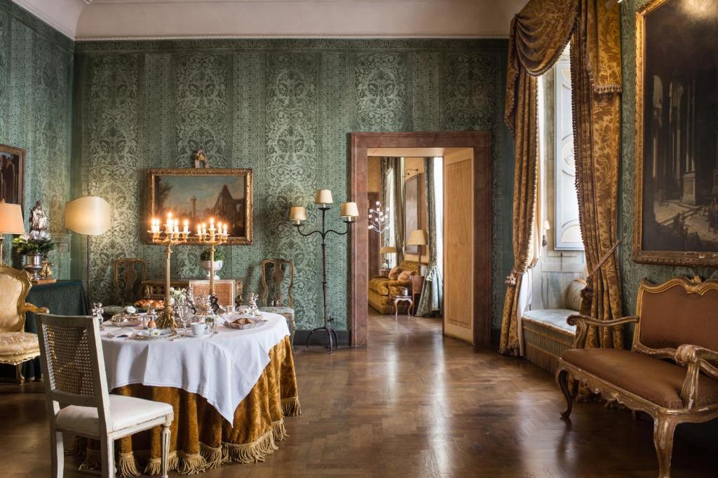 Residenza Napoleone III by null