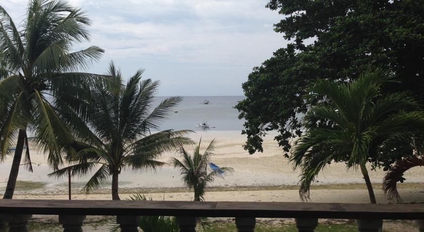 Beach & Waterfront