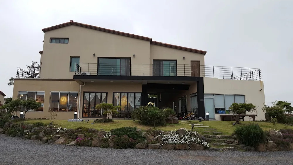 Tilda House