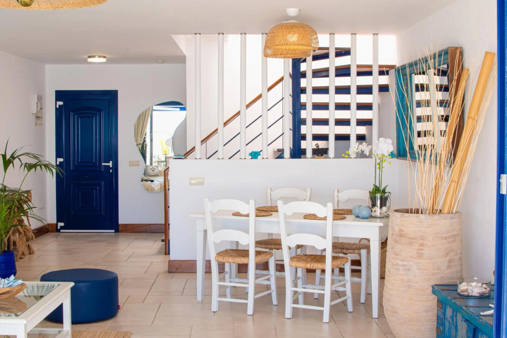 FRONTLINE VILLA 26, well-designed with a heated pool
