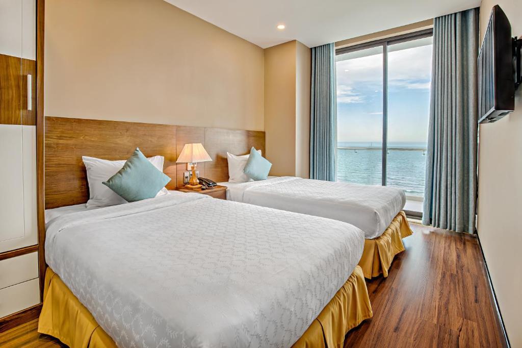 Yarra Ocean Suite Danang