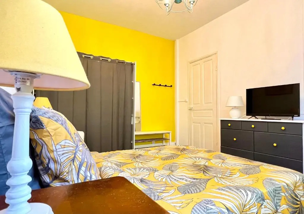 Voir la photo 1 — Petit Appartement dans une maison
