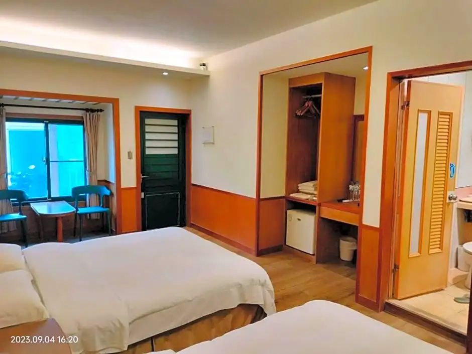 Comfort room