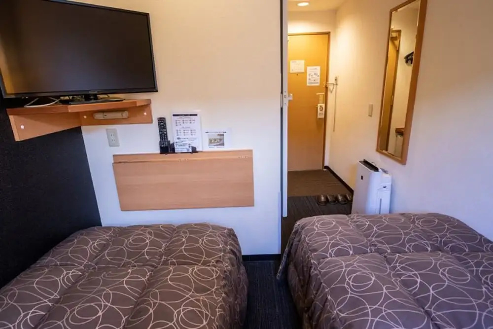 Economy room