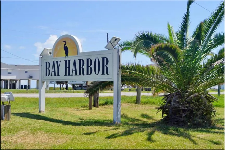 Bahia Azul Sunset by Ryson Vacation Rentals