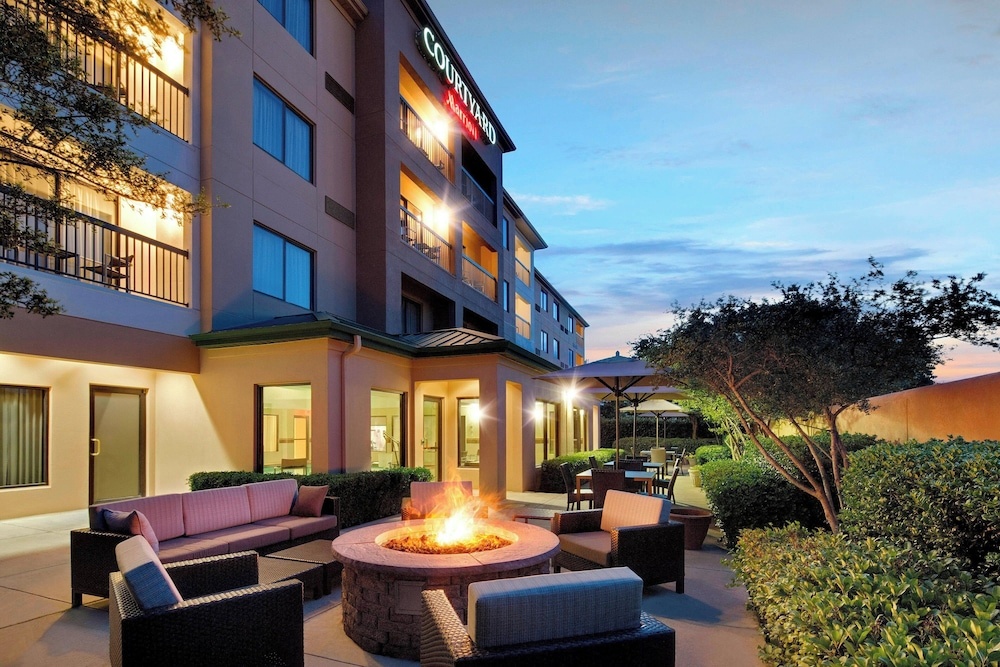 Courtyard Dallas Mesquite