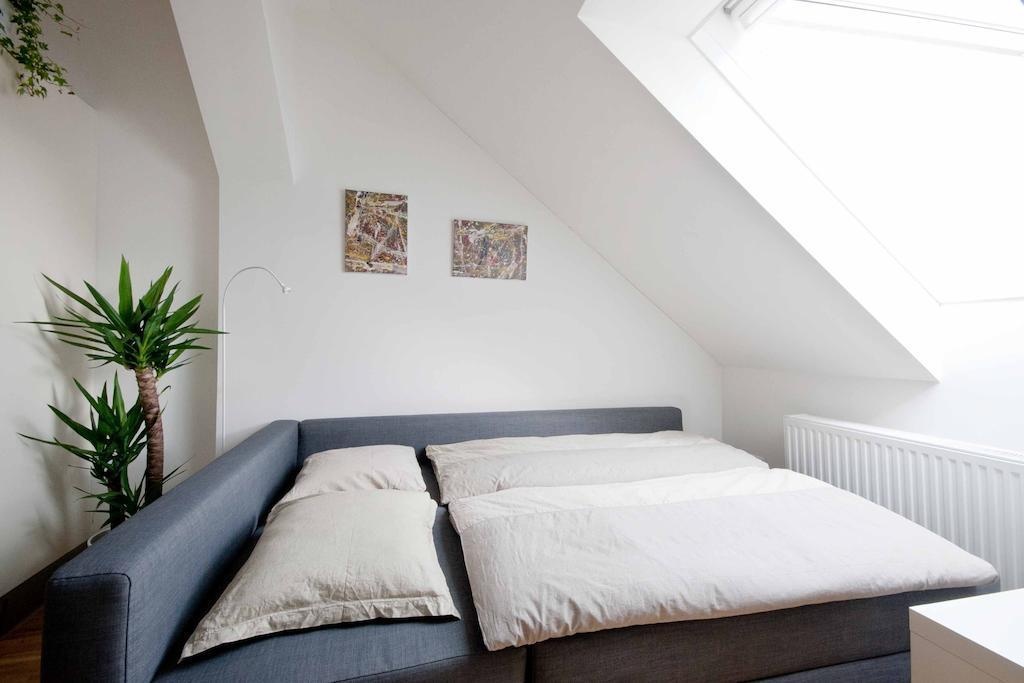 Helles And Freundliches City-Apartment