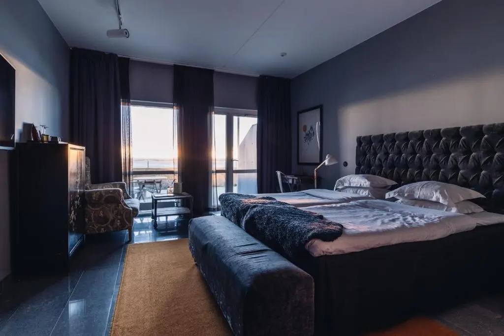 Deluxe Double room with sea view (full double bed)